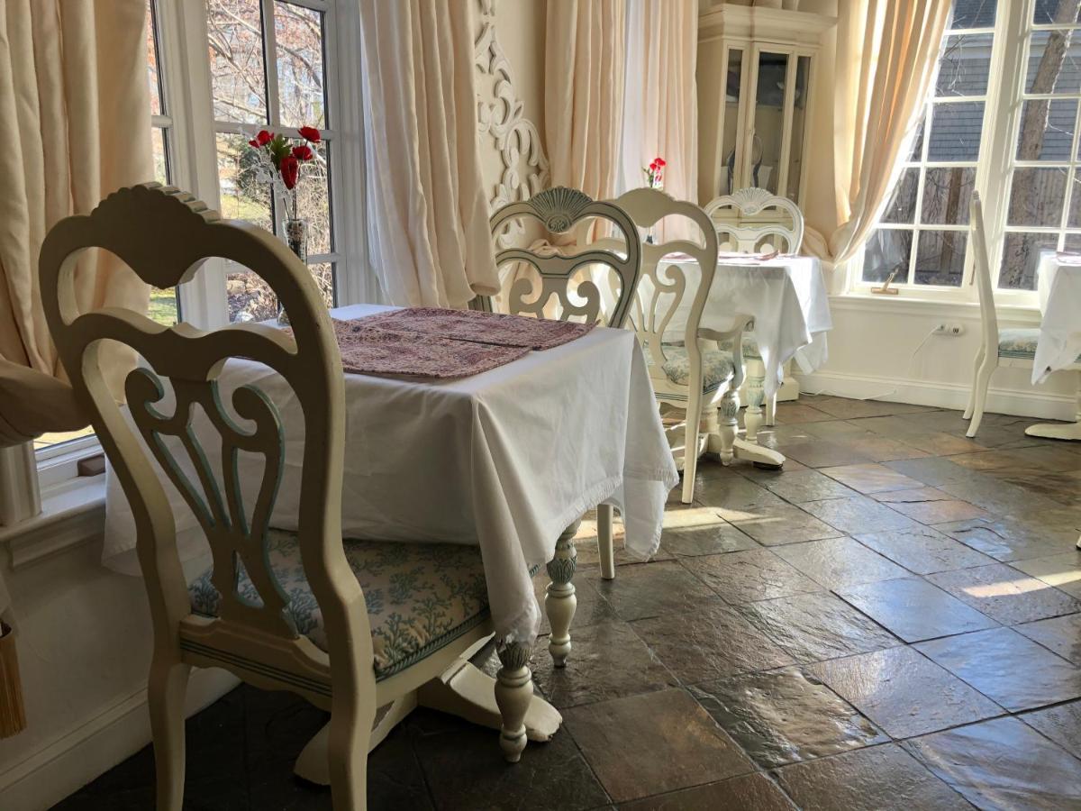 Frederick William House Hotel ฟัลเมาท์ ภายนอก รูปภาพ